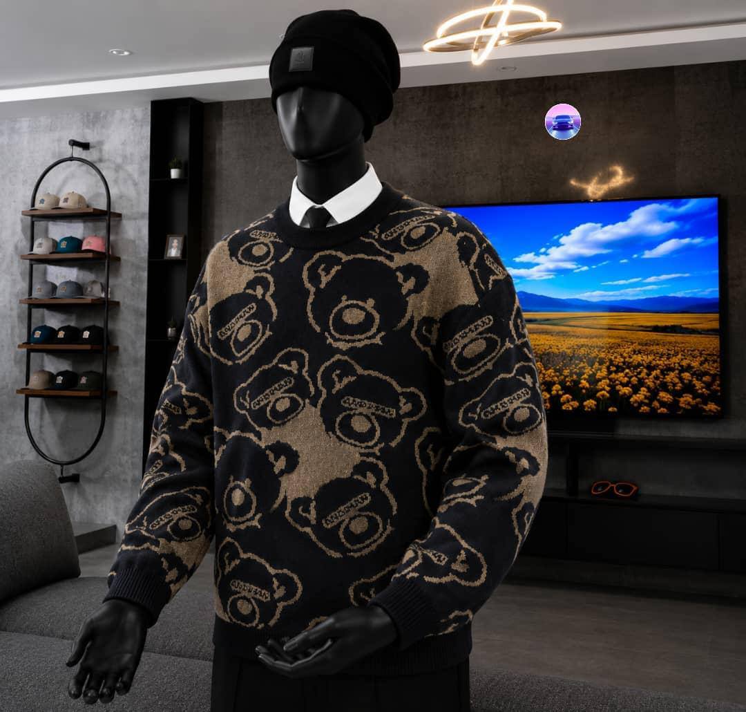 Men's Casual Crewneck Knit Sweaters - Teddy Bear All-Over Jacquard (Black & Gold)