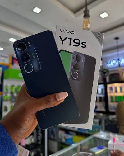 Vivo Y19S, 6.68", 6Gb Ram + 128Gb (Dual Sim), 5150Mah - Black thumbnail 3