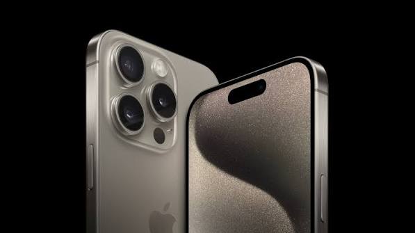 Apple Iphone 15 Pro Max - 512Gb - Natural Titanium thumbnail 3