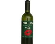 Sweet Kiss Sweet White Wine (75Cl) thumbnail 2