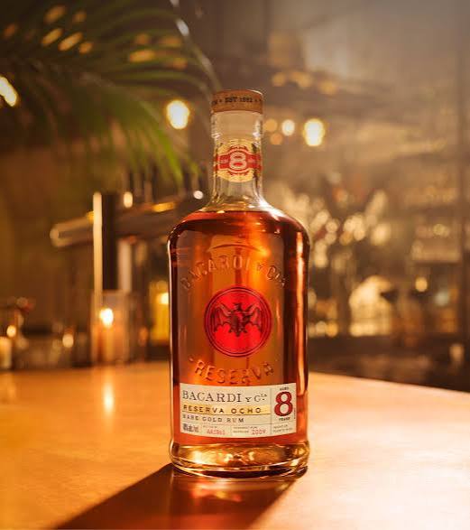 Bacardi Reserva Ocho 8 Year Old Gold Rum (70Cl) thumbnail 2