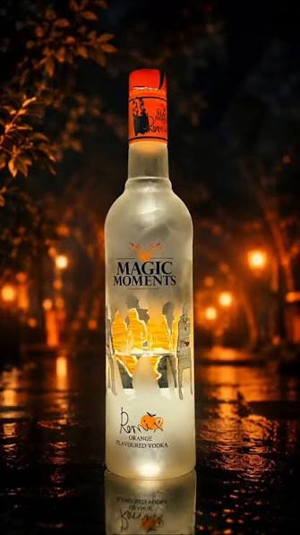 Magic Moments Orange Flavoured Vodka (1 Litre / 100Cl) thumbnail 2