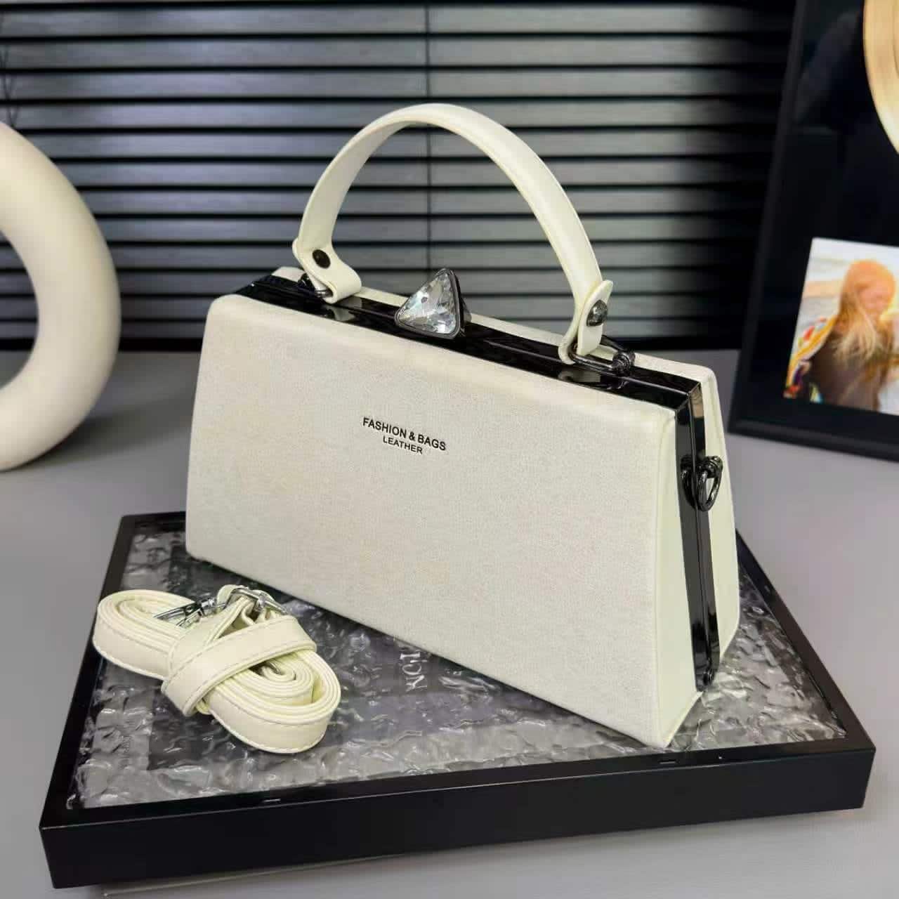 Elegant Textured Leather Frame Handbag With Crystal Clasp And Detachable Shoulder Strap thumbnail 4