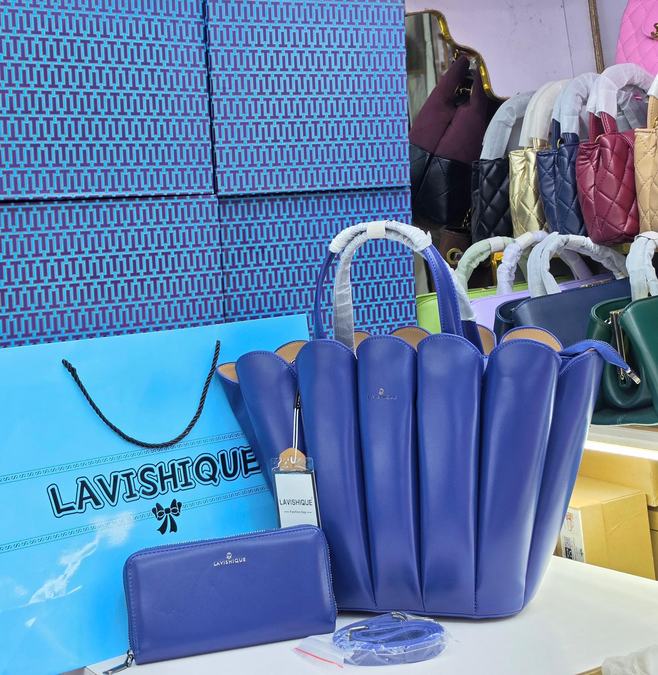 Lavishique Scalloped Tulip Tote Bag Set With Matching Wallet & Strap