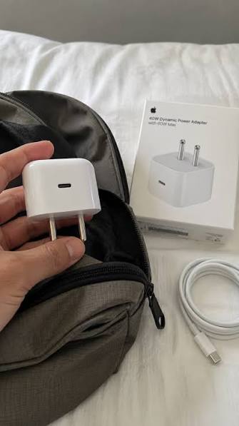 Iphone 40W Dynamic Power Adapter With 60W Max With 60W Charging Cable (1M) thumbnail 3