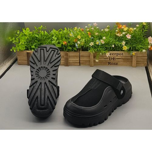 Crocs Black Unisex Classic Peakmod Clog