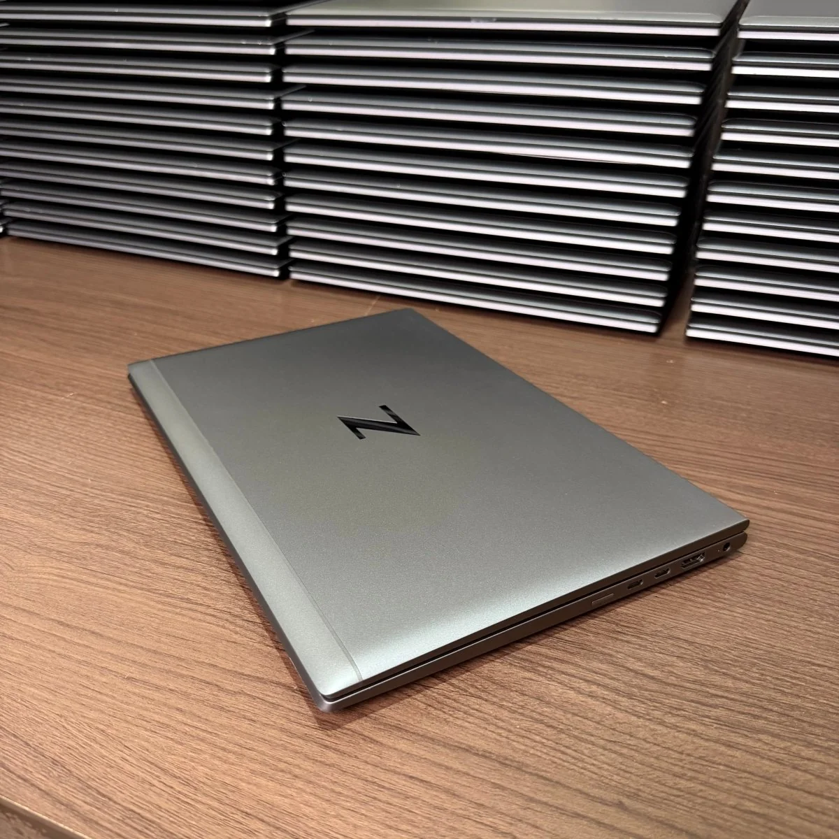 Direct Uk Used Hp Zbook Firefly 14 G8 I7 11Th Gen 16/512 4Gb Quadro Silver thumbnail 2