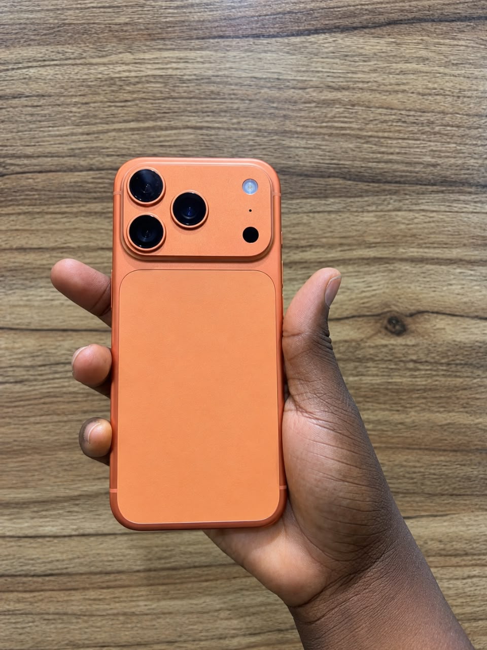 Apple Iphone 17 Pro 256 Gb Cosmic Orange (Uk Used)