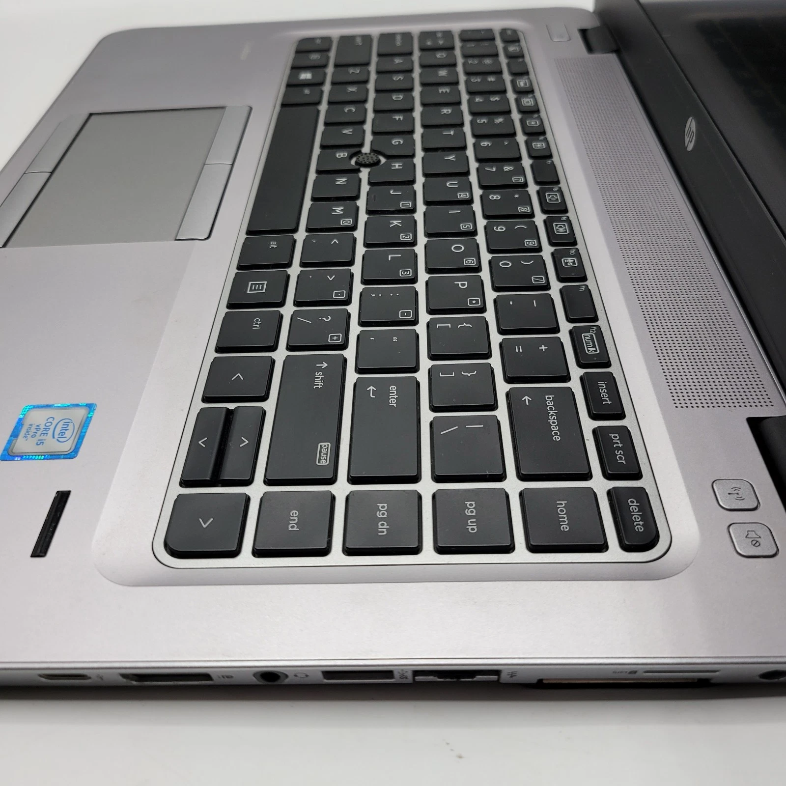 Direct Uk Used Hp Elitebook 840 G3 14-Inch Executive Laptop – Intel Core I7 6Th Gen (8Gb Ram / 256Gb Ssd / Non-Touch) thumbnail 3