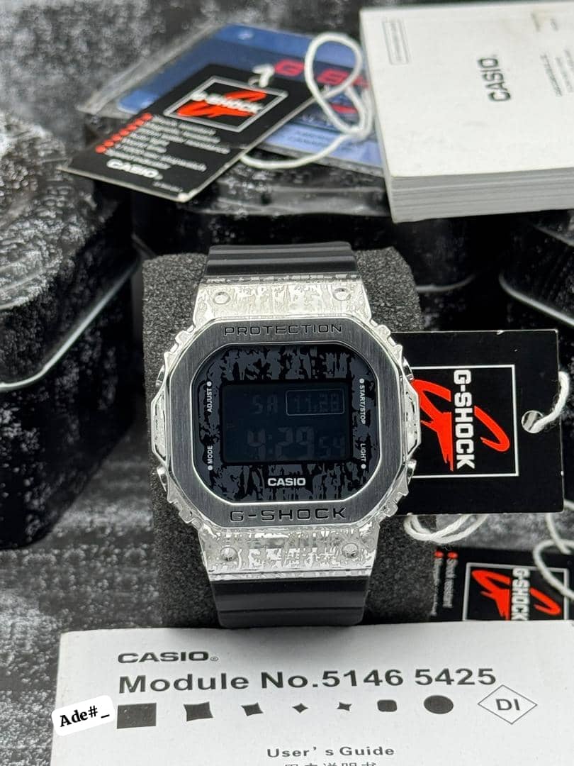 Casio G-Shock Gm-5600 Digital Watch Metal Bezel thumbnail 4