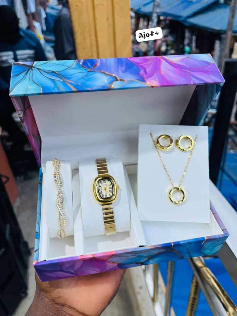 Naidu Oval Pebble Link Wristwatch thumbnail 5