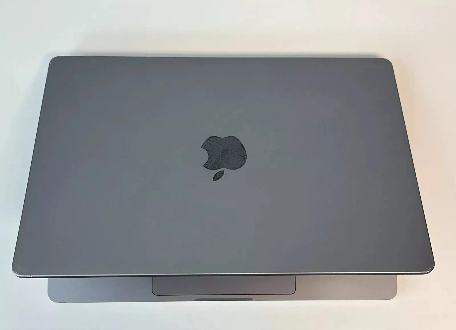 Direct Uk Used Apple Macbook Pro 14-Inch (2021) – Apple M1 Pro Chip (16Gb Ram / 512Gb Ssd) thumbnail 5