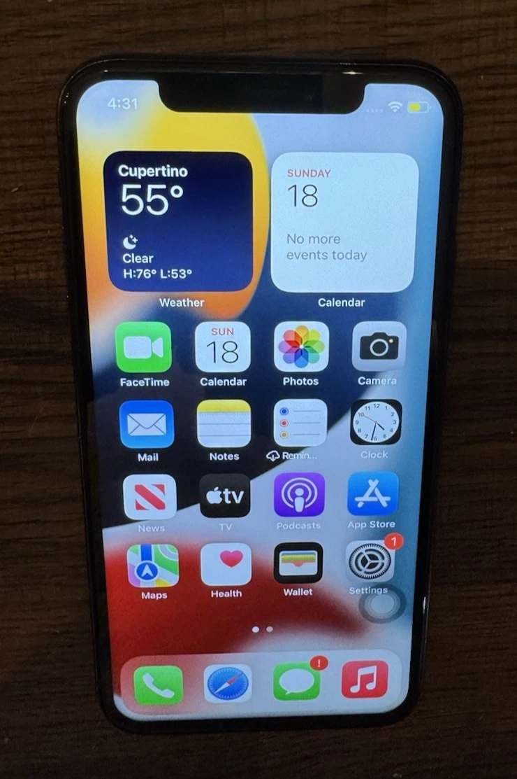Apple Iphone X - Factory Sim-Unlocked Smartphone (64Gb / 256Gb, Space Gray & Silver)  - Excellent Quality thumbnail 3