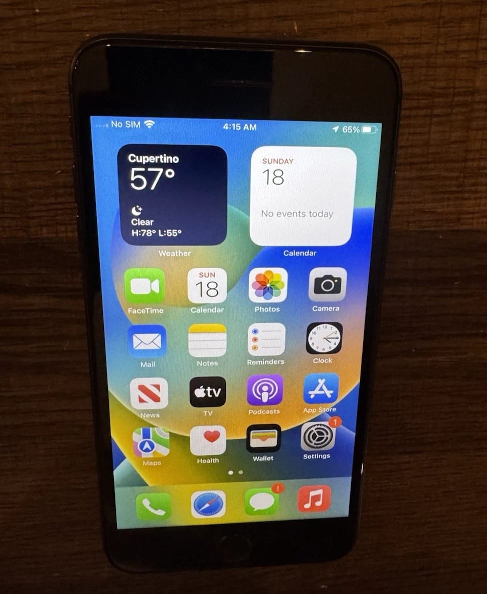 Direct Uk Used Apple Iphone 8 Plus Factory Unlocked (64Gb / 128Gb / 256Gb) — Grade A thumbnail 3