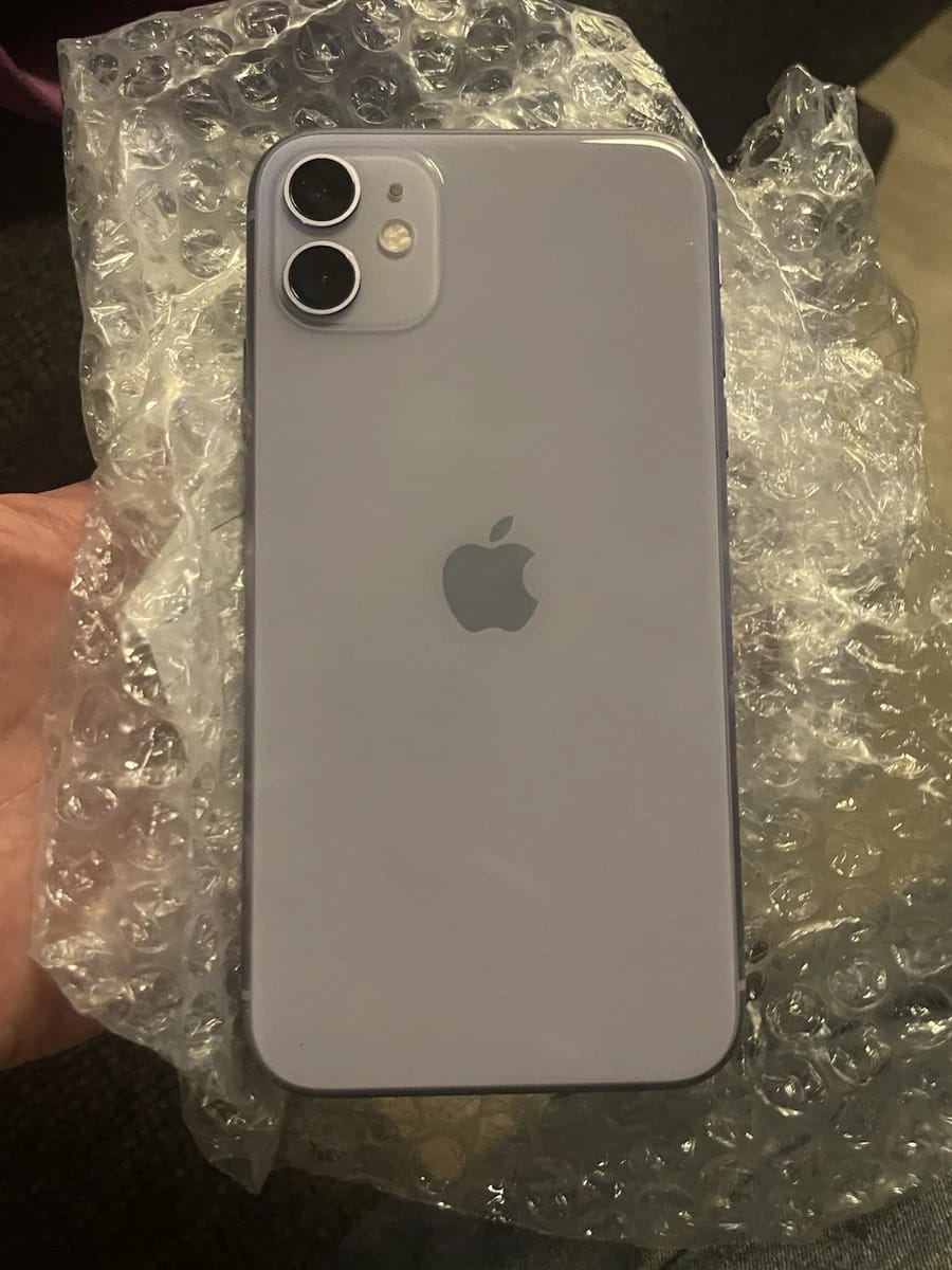 Direct Uk Used Apple Iphone 11 Factory Unlocked (64Gb / 128Gb / 256Gb) — Fair thumbnail 2