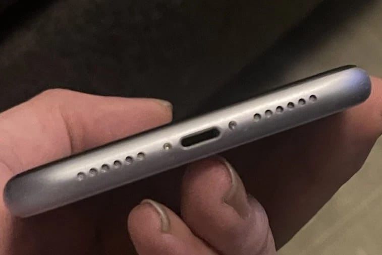 Direct Uk Used Apple Iphone 11 Factory Unlocked (64Gb / 128Gb / 256Gb) — Fair thumbnail 3