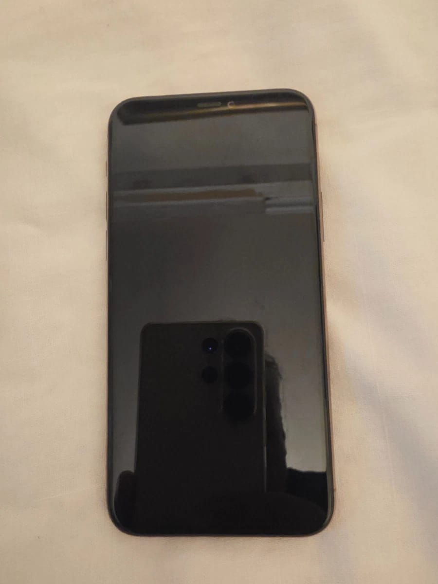 Direct Uk Used Apple Iphone 11 Pro Factory Unlocked (64Gb / 256Gb / 512Gb) — Grade A thumbnail 3