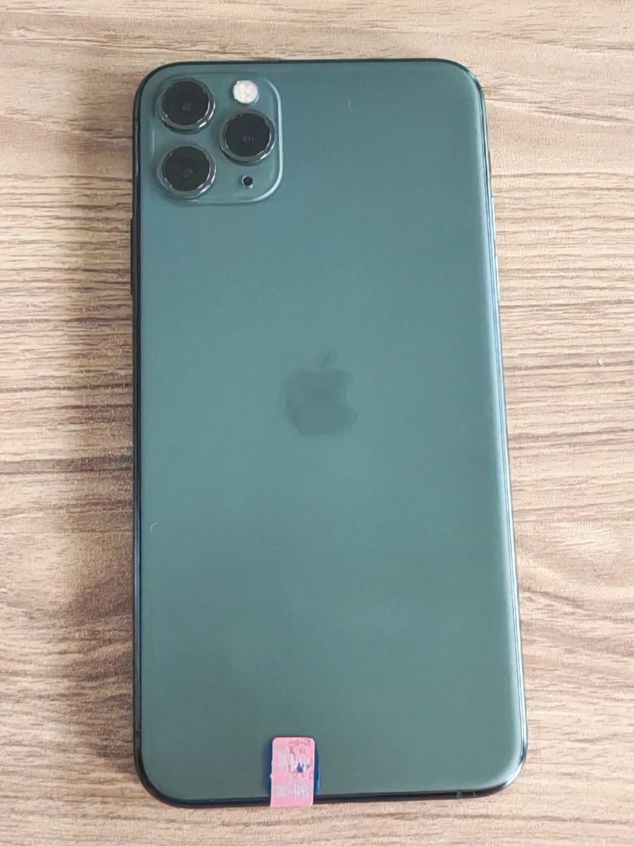 Direct Uk Used Apple Iphone 11 Pro Max Factory Unlocked (64Gb / 256Gb / 512Gb) — Grade A thumbnail 3