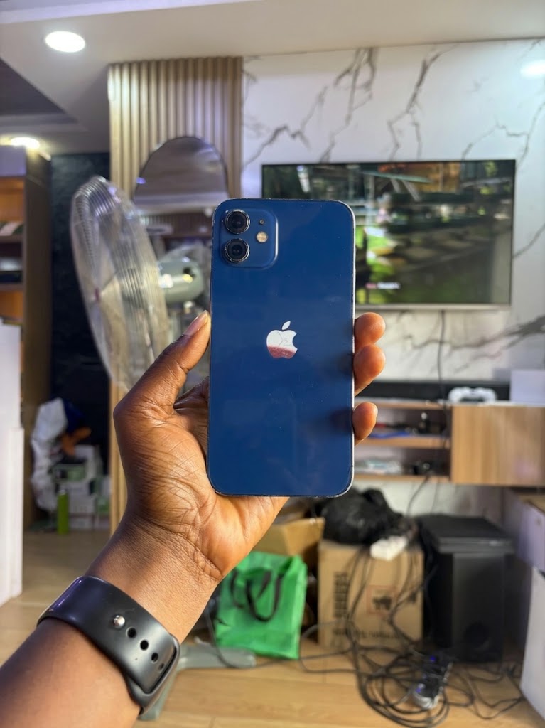 Direct Uk Used Apple Iphone 12 Factory Unlocked (64Gb / 128Gb / 256Gb) — Grade B