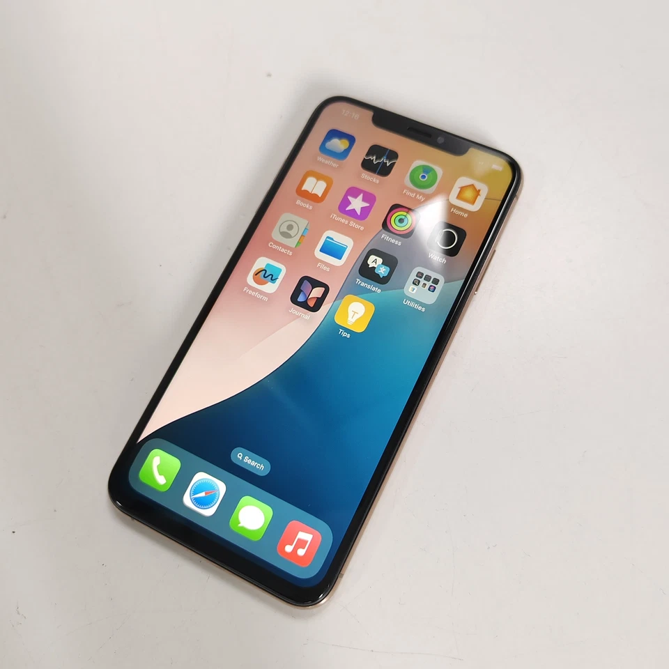Direct Uk Used Apple Iphone Xs Max Factory Locked 64Gb/256Gb/512Gb Second  Grade (Wifi Only) thumbnail 4