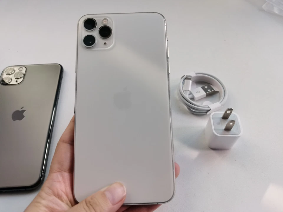 Direct Uk Used Apple Iphone 11 Pro  Max Factory Locked 64Gb/256Gb/512Gb First Grade (Wifi Only)