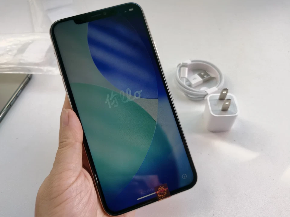 Direct Uk Used Apple Iphone 11 Pro  Max Factory Locked 64Gb/256Gb/512Gb First Grade (Wifi Only) thumbnail 3