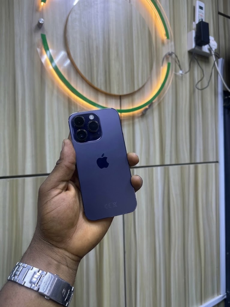 Direct Uk Used Apple Iphone 14 Pro (Esim) Sim Locked & Wi-Fi Only (128Gb / 256Gb / 512Gb / 1Tb) — Fair thumbnail 3