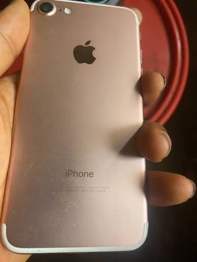 Direct Uk Used Apple Iphone 7 (Carrier Locked) — 32Gb, 128Gb, 256Gb Very Good Grade B