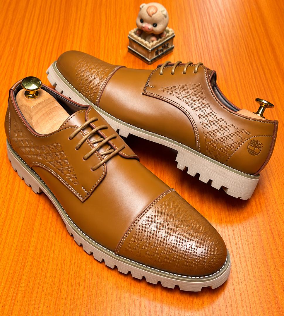 Men’s Tan Leather Geometric Textured Cap-Toe Derby Shoes – Contrast Lug Sole Lace-Up Oxfords