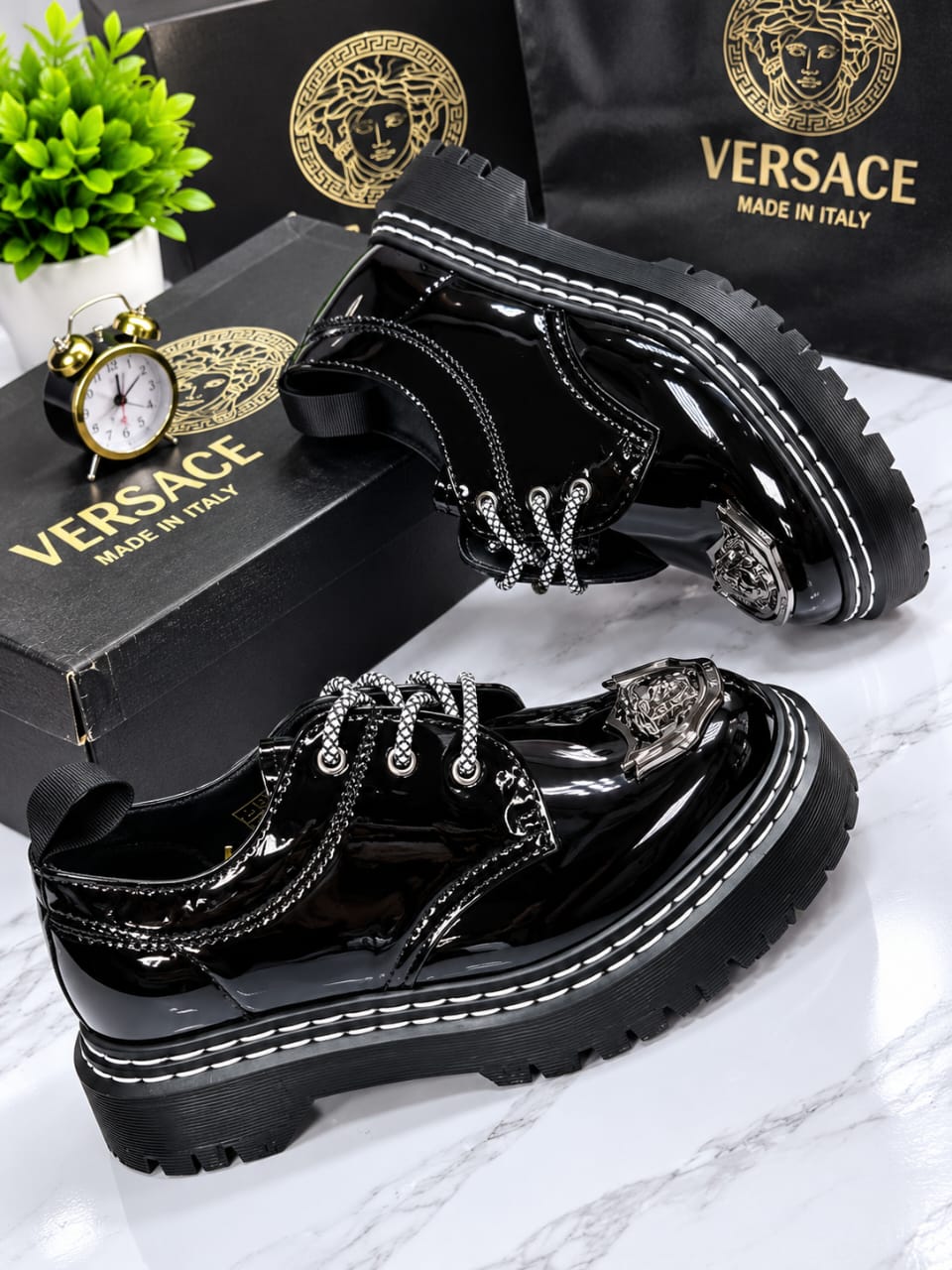 Men’s High-Shine Patent Black Medusa Crest Toe-Plate Derby Shoes – Chunky Lug Sole Lace-Up Oxfords