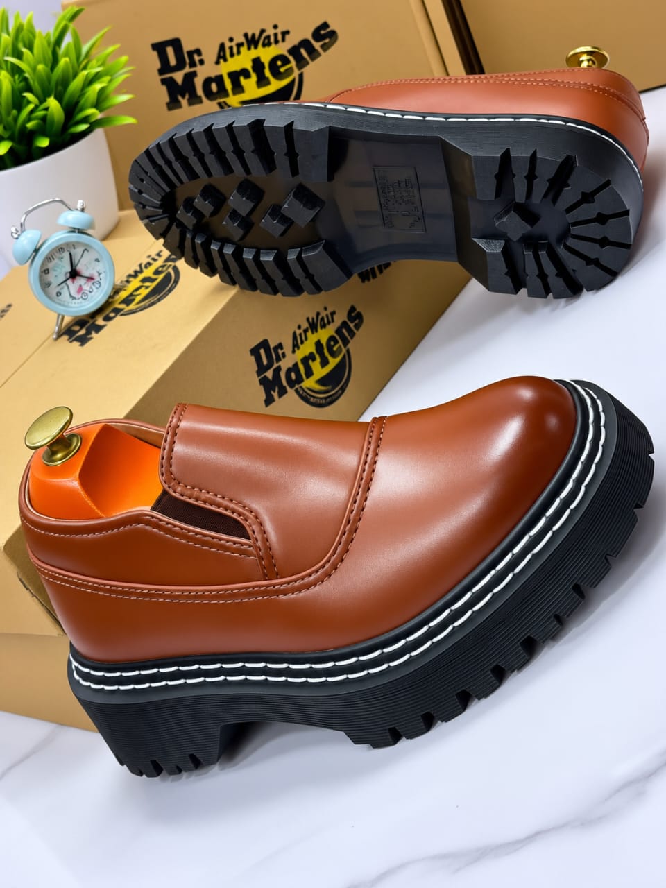 Men’s Dr. Airwair Martens Tan Leather Plain-Toe Slip-On Loafers – Chunky Lug Platform Sole Shoes