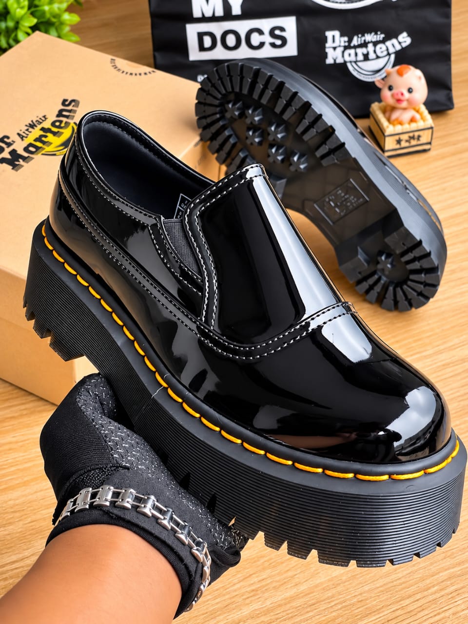Men’s Chunky Lug Platform Sole Shoes thumbnail 2