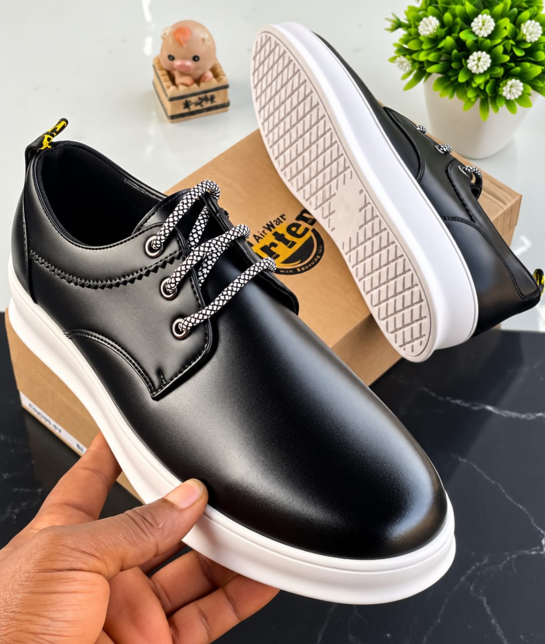 Men’s Black Leather Plain-Toe Derby Sneakers – Smart Casual Low-Top Lace-Up Shoes With Chunky White Sole