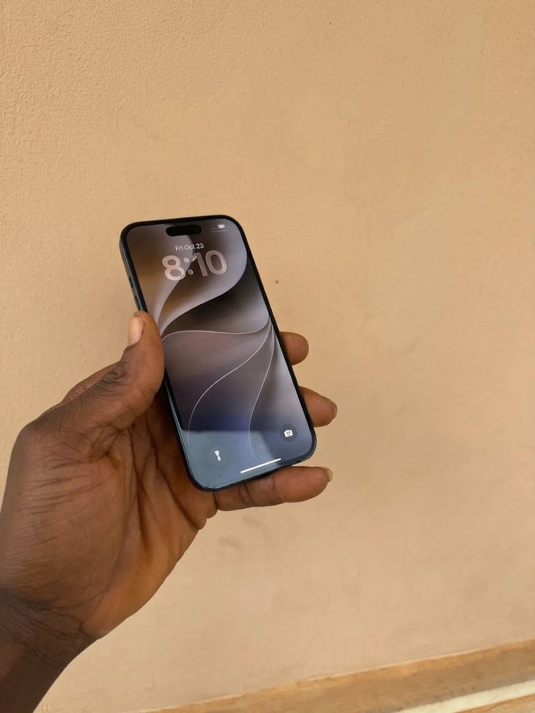 Direct Uk Used Apple Iphone 15 Esim Factory Unlocked 128Gb — Grade A