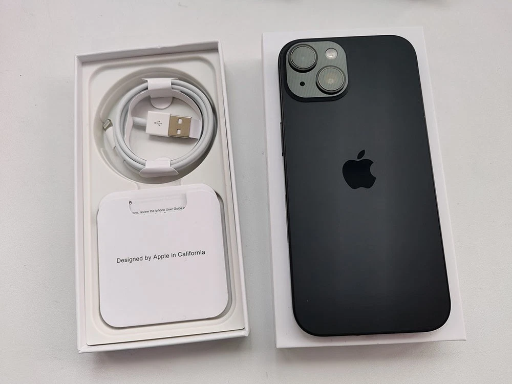 Direct Uk Used Apple Iphone 15 (Unlocked) — 128Gb, 256Gb, 512Gb Excellent Grade A thumbnail 3