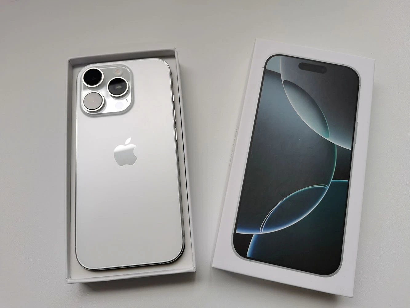 Brand New Apple Iphone 16 Pro (Esim Unlocked) — 128Gb, 256Gb, 512Gb, 1Tb